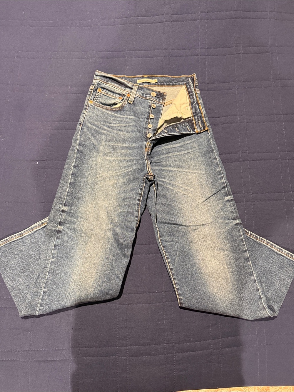 Leviβs Womenβs Ribcage Straight Ankle Jeans